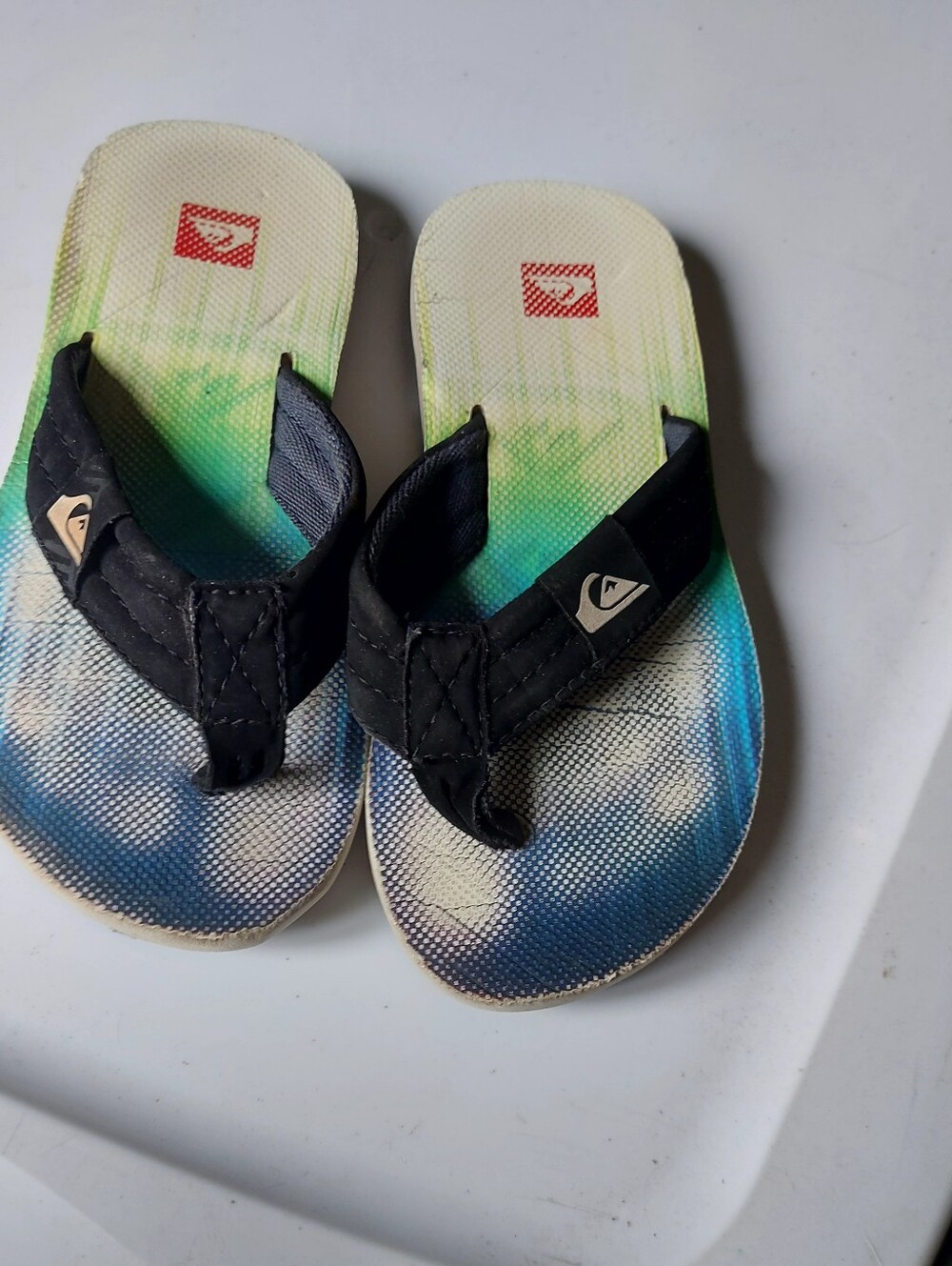 Quiksilver Kids Black Strap Flip Flops with Blue-Green Gradient Footbed